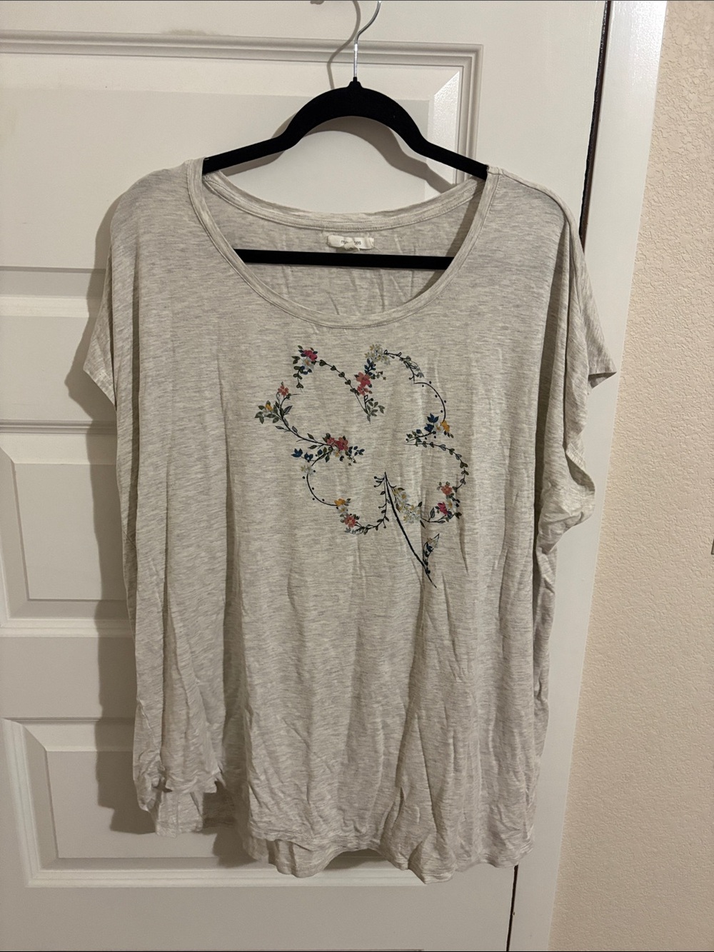 Maurices Cream Short-Sleeve Tee with Floral Clover Graphic